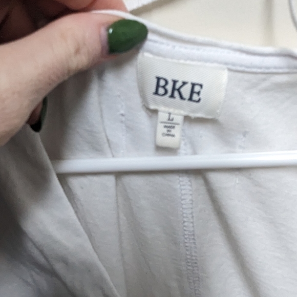BKE Raw Edge V-Neck Henley - Picture 8 of 8